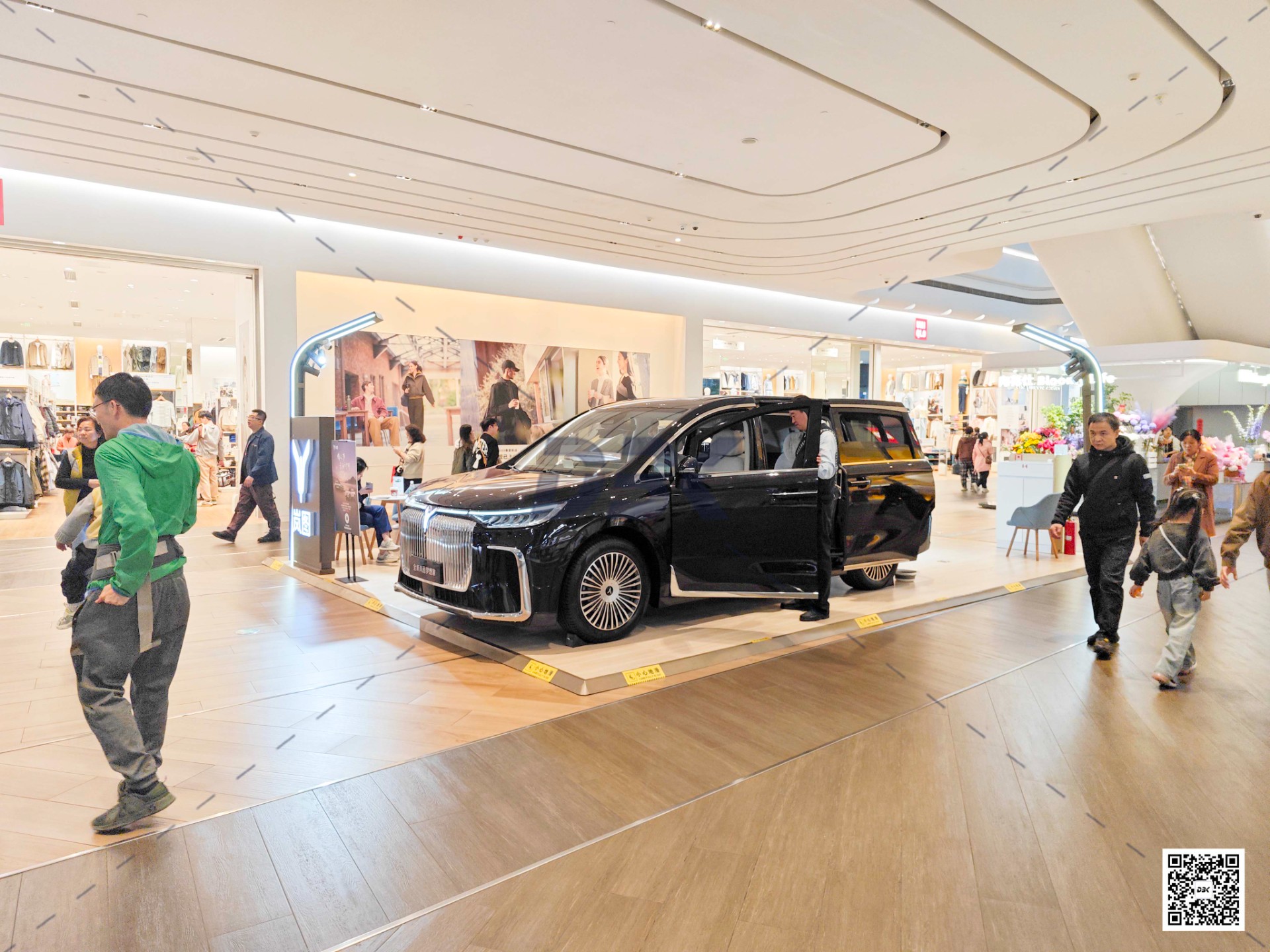 1740377383952035.jpg 1740377383952035.jpg