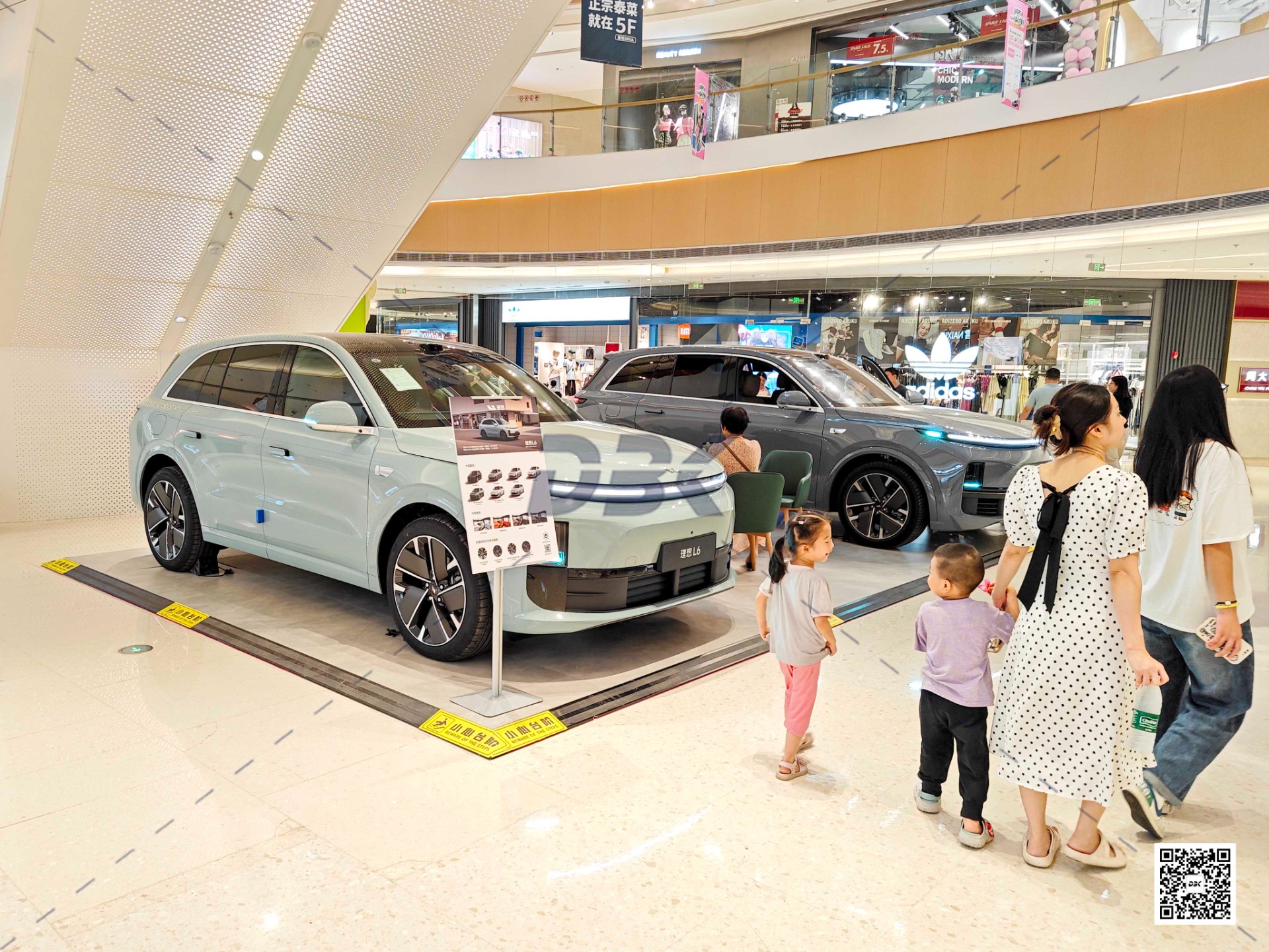 1748924037140976.jpg 1748924037140976.jpg