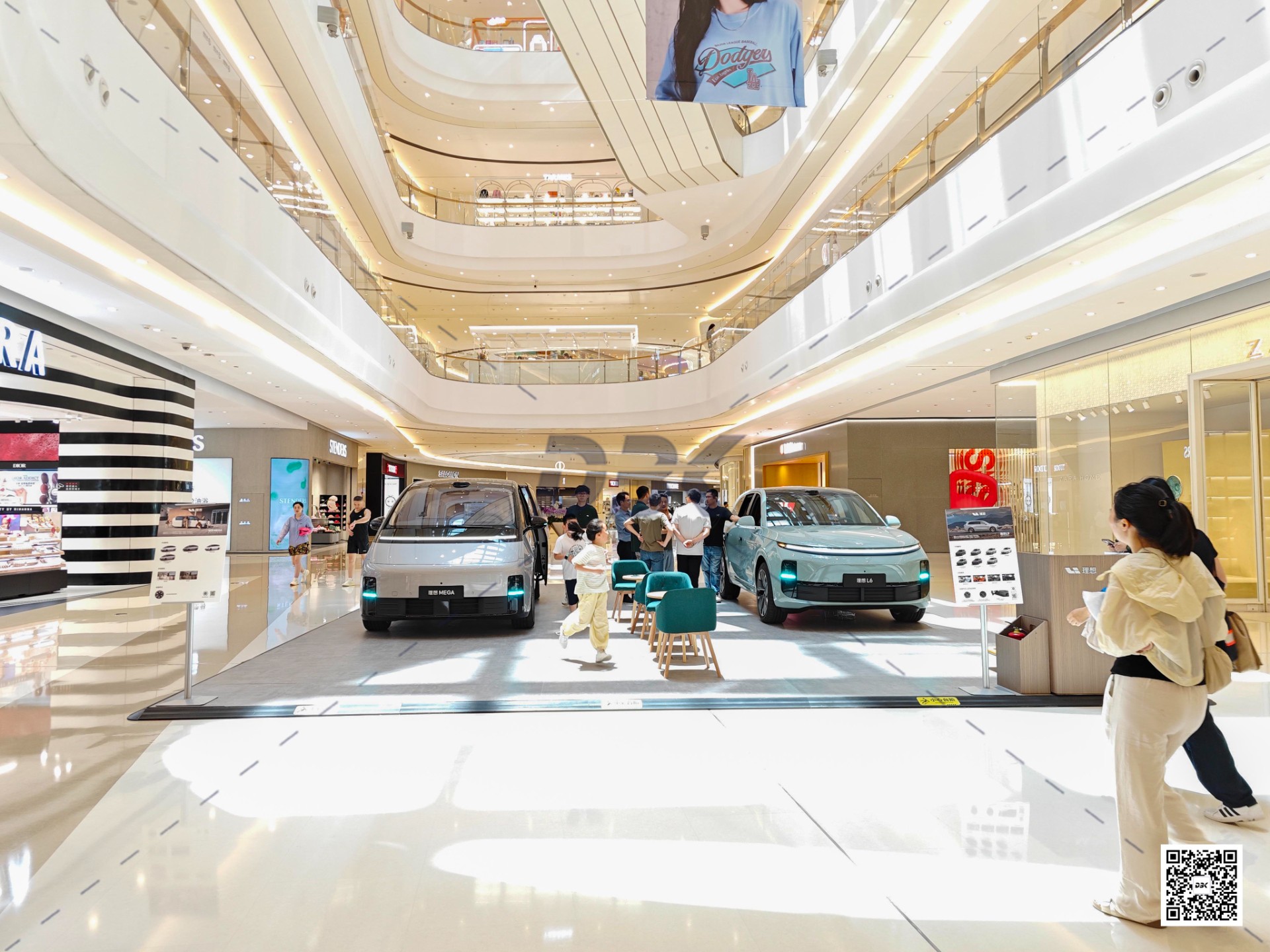 1751356404667853.jpg 1751356404667853.jpg