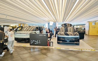 极氪汽车  X  深圳万象前海  