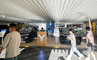 岚图汽车  X  深圳万象前海  