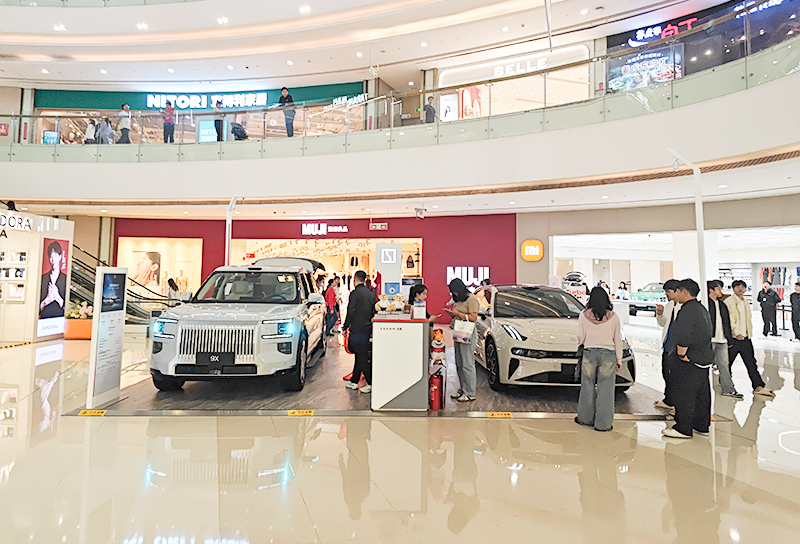 极氪汽车  X  深圳龙岗万科广场  