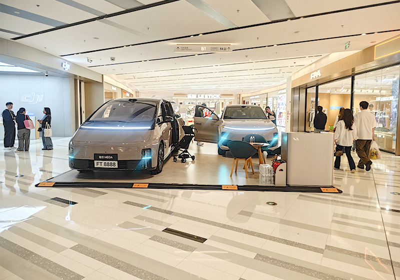 理想汽车 X  深圳万象前海  