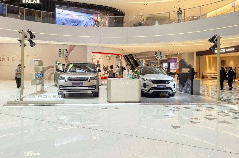 捷豹路虎  X  郑州郑东万象城  