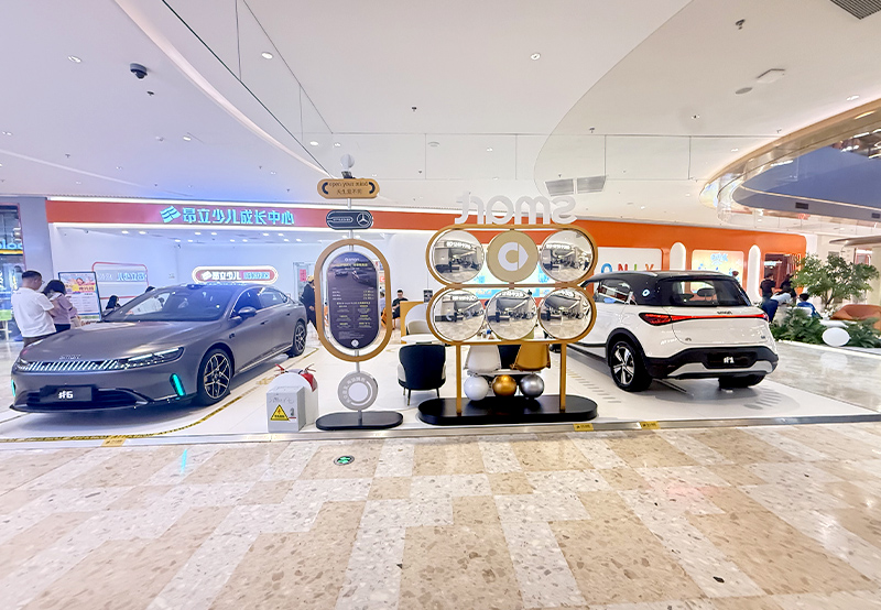 smart汽车  X  上海博荟广场 ONE EAST 